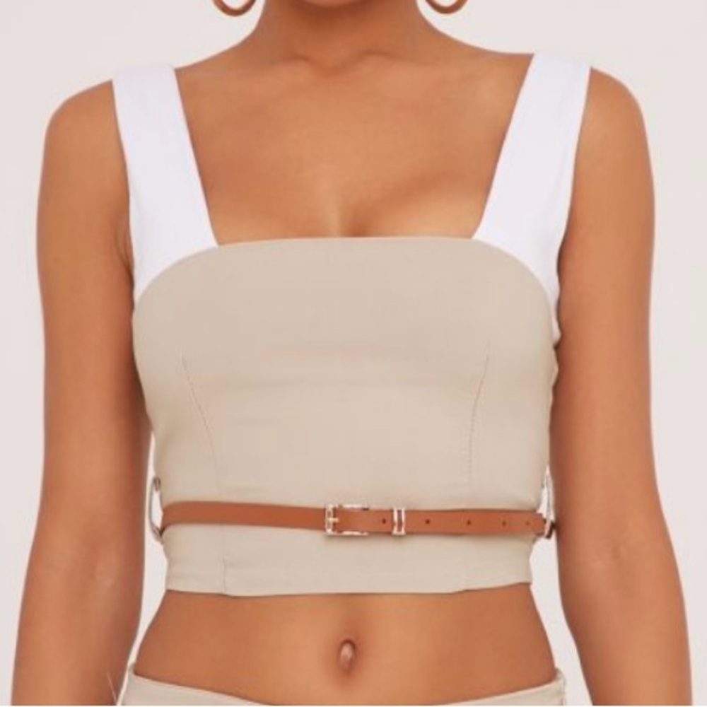 Sleeveless belt detail contrast top